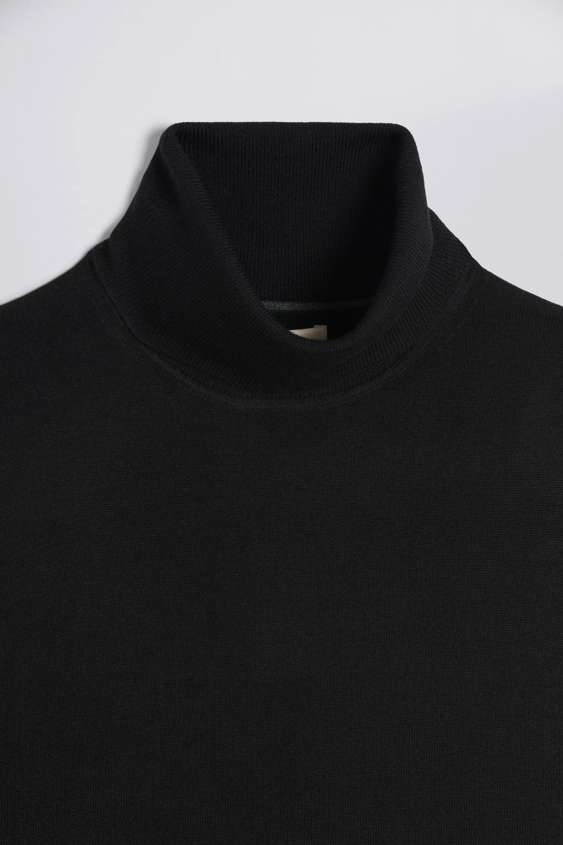 MOSS - Maglia a collo alto con Blend in lana merino    
