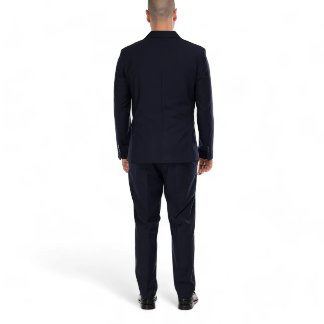 Outfit abito doppiopetto blu