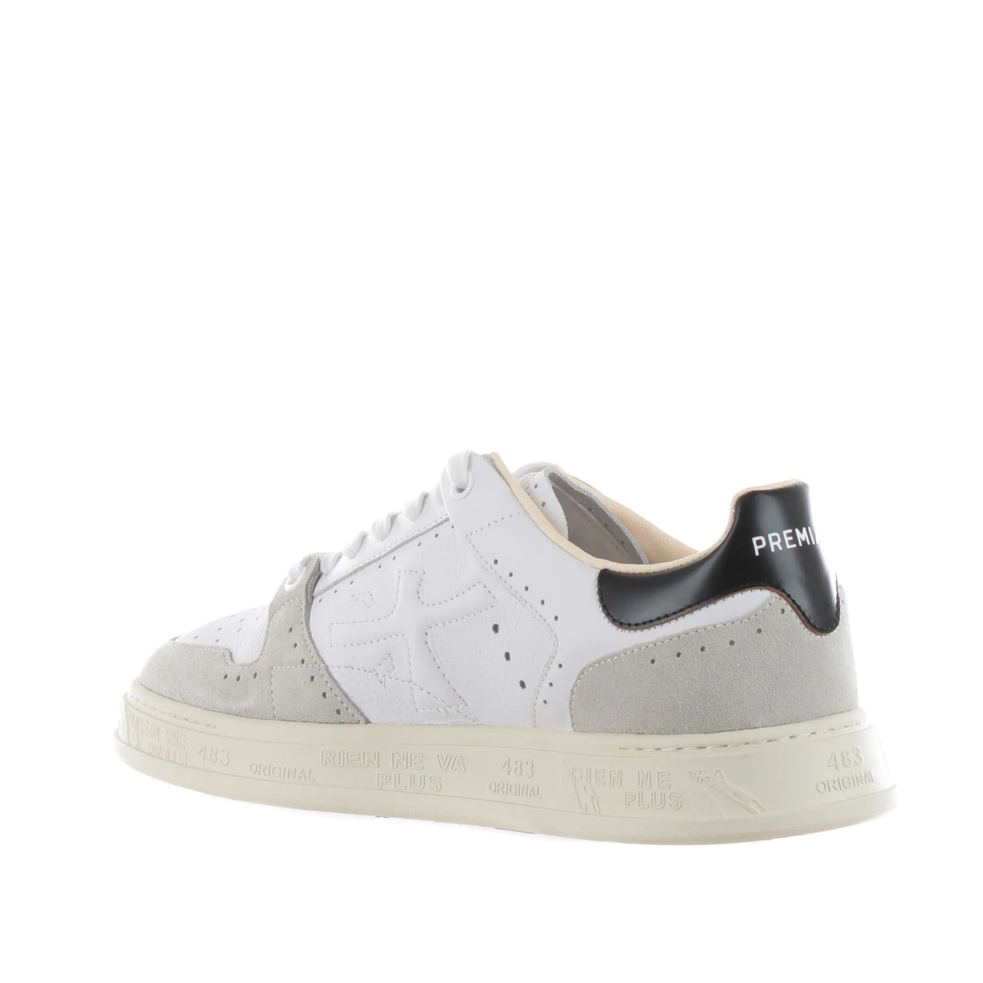 Sneaker in pelle punzonata